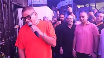 عمرو دياب يظهر بـ 