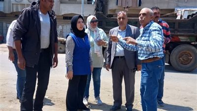 نائب محافظ دمياط تجرى جولة مفاجئة بمدينة كفر البطيخ 