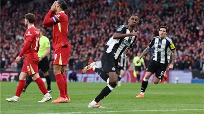 أسطورة ليفربول: هذا اللاعب هو البديل المثالي في حالة فشل ضم إيزاك