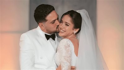 رنا رئيس تحتفل بزفافها وسط حضور فني لافت وفستان مبهر من توقيع هاني البحيري