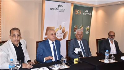 بالصور.. محافظ الأقصر يشهد انطلاق النسخة السابعة عشرة لمعرض الوادى الزراعي