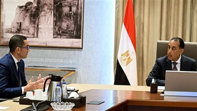 مدبولي يتابع مع وزير الاستثمار تنفيذ التكليفات الرئاسية لتحسين مناخ الاستثمار