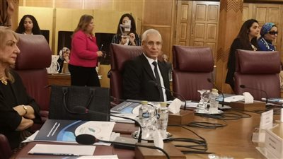 رئيس جامعة المنيا يشارك في مبادرة بداية جديدة 