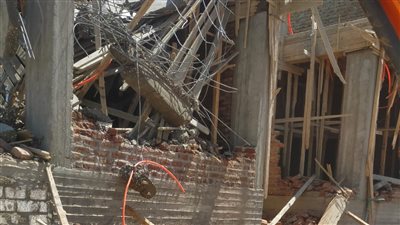 بالصور.. إزالة وإحباط محاولات بناء مخالف ومصادرة مواد البناء بالأقصر 