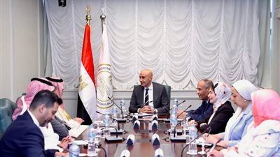 تفاصيل لقاء وزير التربية والتعليم بالمدير العام لمكتب التربية العربي لدول الخليج 