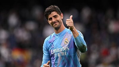 كورتوا في اختبار النار أمام برشلونة وسط غيابات دفاعية مؤثرة