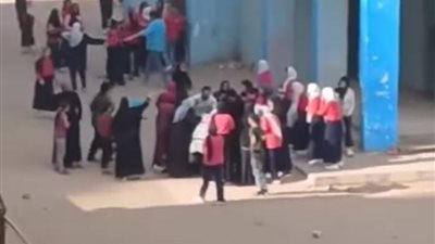 تفاصيل سقوط طالبة فى المرحلة الإعدادية بالدور الثالث داخل مدرسة بالجيزة