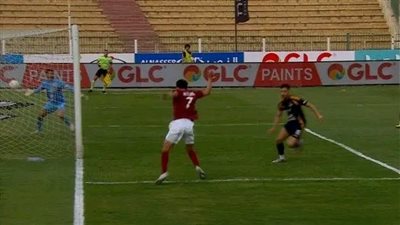 الأهلي يحافظ على صدارة الدوري بعد كسر سيراميكا كليوباترا 