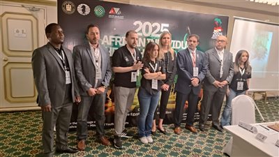 رئيس الاتحاد الدولي للشطرنج يشكر مصر على استضافة البطولة الإفريقية
