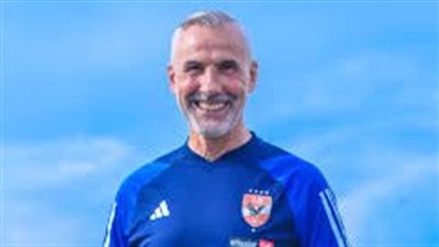 خوسيه ريفيرو يرفض فكرة استمرار ميشيل يانكون في الجهاز الفني الجديد للأهلي