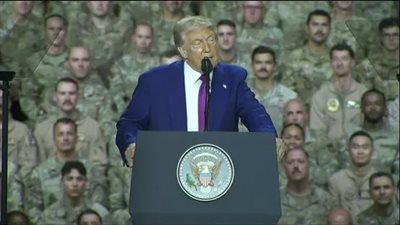 ترامب يتحدث عن الهجمات على المنشآت النووية الإيرانية ويشيد بالطيارين الأمريكيين 