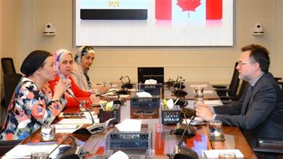 وزيرة البيئة تلتقى السفير الكندي بالقاهرة لبحث تعزيز التعاون 