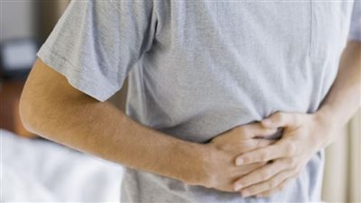 ما الفارق بين فرط البكتريا بالأمعاء ومتلازمة القولون العصبي؟