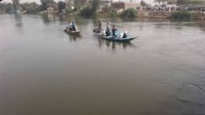 هربا من حرارة الجو.. انتشال جثة طفل غرق في نهر النيل بالحوامدية