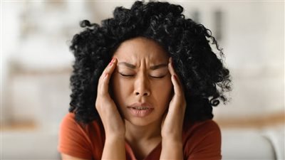 كيف تساهم المشروبات الغازية في علاج الصداع النصفي؟