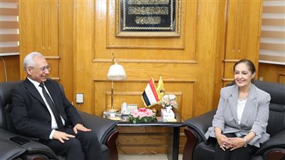 رئيس جامعة المنيا يستقبل السفيرة نائلة جبر رئيس اللجنة الوطنية التنسيقية