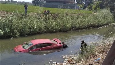 مصرع وإصابة 5 أشخاص في حادث انقلاب سيارة ملاكي بترعة في المنيا 