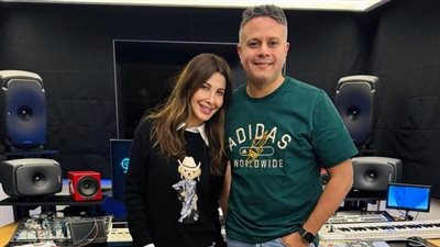 نانسي عجرم تتعاون مع المنتج محمد حامد في أغنيتين باللهجة المصرية