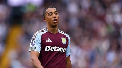 تيليمانس يلفت أنظار السعودية.. وأستون فيلا يرحب بالعرض المناسب