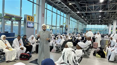 جهود مكثفة من جميع الوزارات المختصة بمطار القاهرة الدولي لنقل حجاج بيت الله الحرام