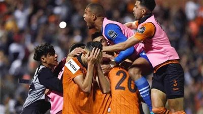 نهضة بركان المغربي بطل الكونفدرالية الأفريقية بذبح سيمبا التنزاني فى الوقت القاتل 