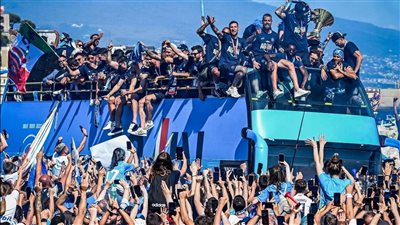 حفل أسطورى فى ليلة تتويج نابولي بالاسكوديتو 