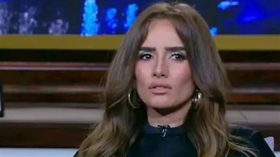 زينة تؤكد عدم تنازلها عن حق نجلها بعد مطاردته بكلب شرس 