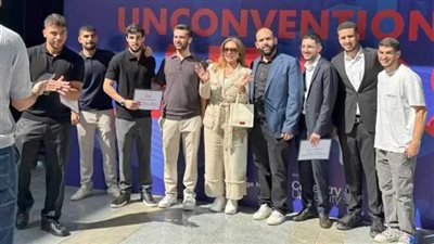 من أسعد أيام حياتي.. ليلى علوي تحتفل بتخرج ابنها 