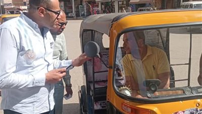 محافظ الدقهلية يتابع أعمال حملة مكبرة على التكاتك المخالفة 