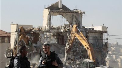 الاحتلال يسلم 8 إخطارات بالهدم ووقف البناء شمالي الضفة الغربية المحتلة