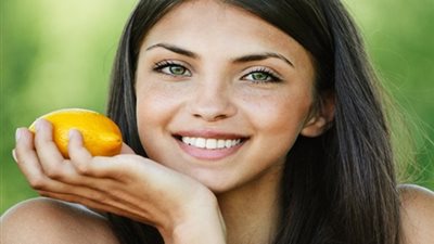 الليمون وخل التفاح العلاج الأمثل للتخلص من قشرة الشعر