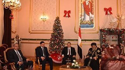 وزراء «الري والتعليم العالي والتجارة» يهنئون البابا بعيد الميلاد