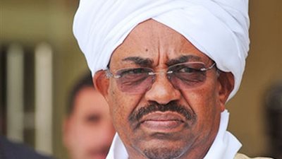 كارثة.. دفن نفايات نووية على الحدود مع السودان