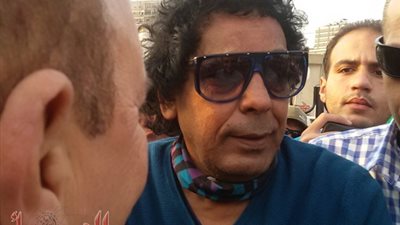 اليوم.. محمد منير يختار أماكن تصوير مسلسله الجديد فى أسوان