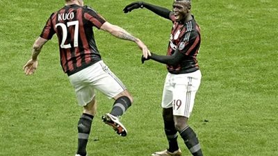 ميلان يتغلب علي كاربي 1/2  ويصعد لنصف نهائي كأس إيطاليا