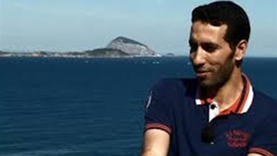 صورة .. أبوتريكة يغرد لمحمد الننى