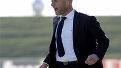 عقوبة الفيفا تخرج 5 لاعبين سوبر من حسابات ريال مدريد