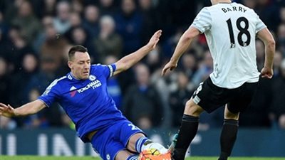 جون تيري ينقذ تشيلسي من الهزيمة أمام إيفرتون في الوقت القاتل  بالبريميرليج