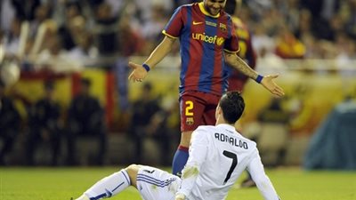 الحرب تشتعل.. الفيش يرد على رونالدو بتغريدة مثيرة!