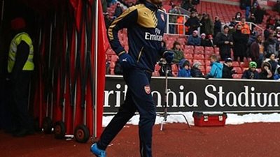 النني يوجه رسالة للاعبين المصريين من البريمييرليج