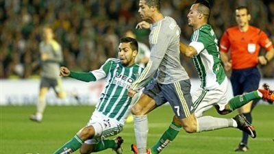 ريال مدريد يتعادل مع ريال بيتيس 1/1 في الليجا الإسبانية