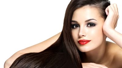 5 وصفات طبيعية لفرد الشعر بديلة للكرياتين