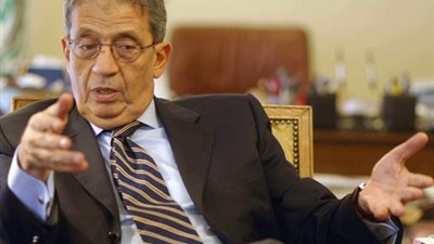 عمرو موسى يغادر إلى إيطاليا للمشاركة في «حوار الأديان والحد من الصراعات»