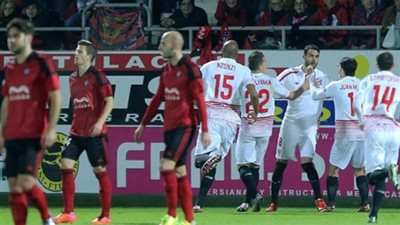 إشبيلية يسحق ميرانديس بثلاثية نظيفة ويتأهل لنصف نهائي كأس إسبانيا