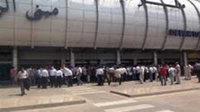 إحباط تهريب طرد بريدي بداخله عقار «الاكستازي» بمطار القاهرة