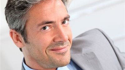 4 معلومات لأصحاب الشعر الرمادي