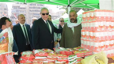 محافظ الغربية يفتتح المرحلة الثانية من “سوق اليوم الواحد” بطنطا
