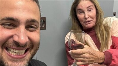 والدة كيم كارداشيان تظهر في ملاجئ تل أبيب بعد الضربة الإيرانية