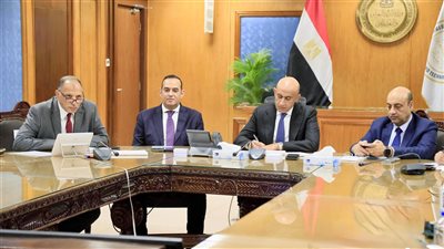 وزير التعليم يتابع «امتحانات الثانوية العامة» ويوجه بتوفير أجواء ملائمة للطلاب