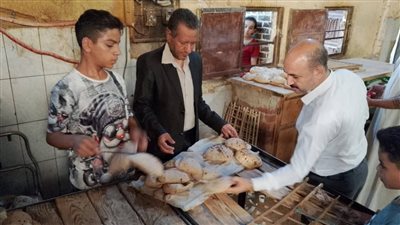 تفاصيل ضبط مخالفات تموينية بمخابز ملوي خلال حملات تفتيشية مكثفة